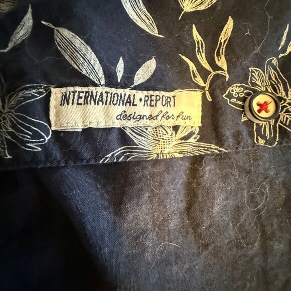 International Report Indian Cotton Shirt - Picture 3 of 3